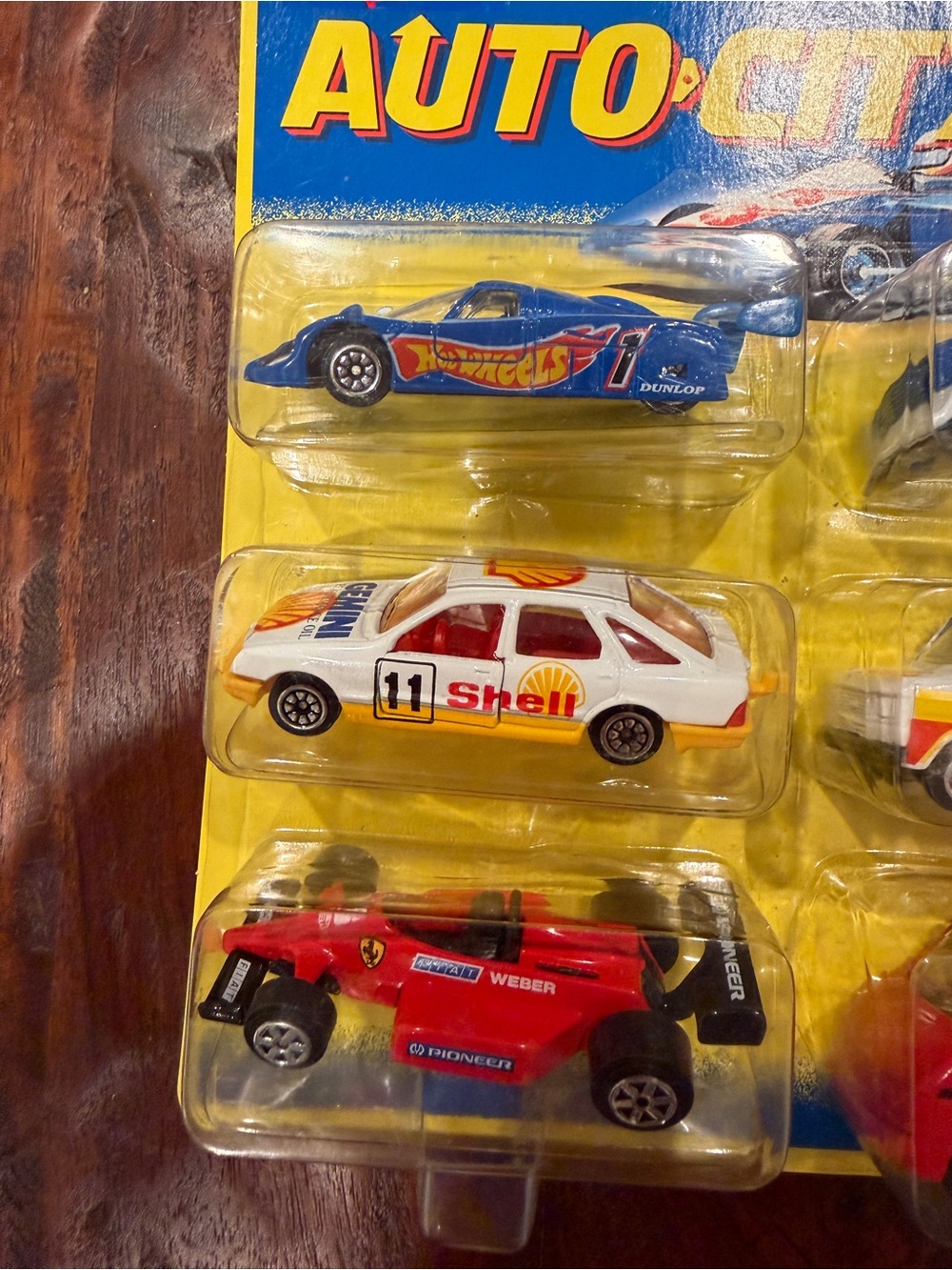 Corgi Auto-City Super Electronic Garage Playset #93425–Hot Wheels/Ferrari /Shell - Picture 3 of 9
